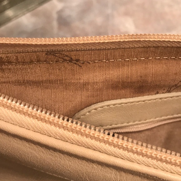 Original Etienne Aigner Clutch - Picture 6 of 7